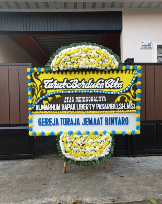 Papan Bunga Duka di Simapang Tetap Darul Ichsan
